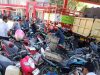 Antrean Panjang Pengisian BBM di SPBU Tanetea Picu Kemacetan Parah
